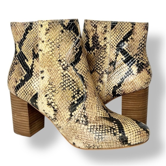 Lucky Brand 🆕 Sheirin Leather Booties 8.5 snakeskin reptile ankle boots neutral - Picture 1 of 11